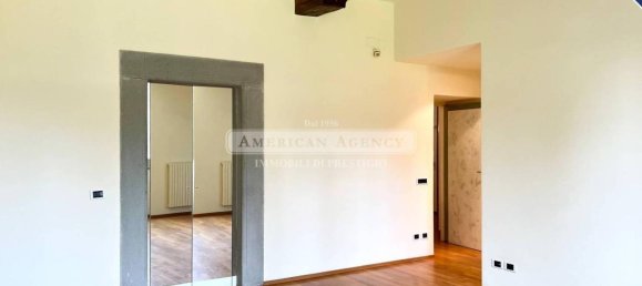9 rooms Apartment in Florence, Italy No. 34717 21
