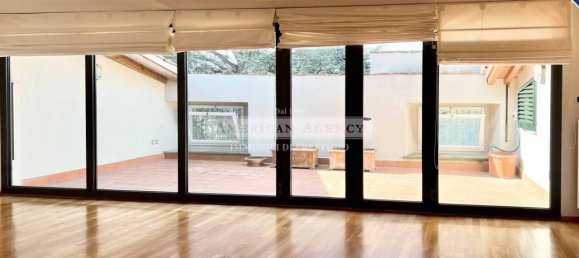 9 rooms Apartment in Florence, Italy No. 34717 7