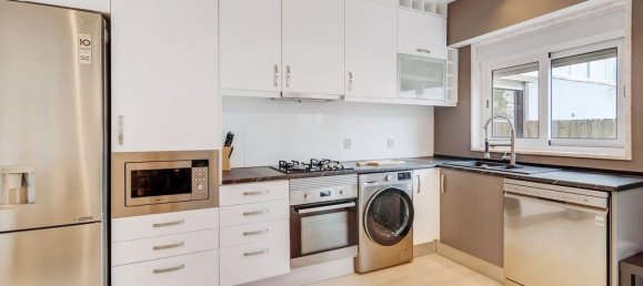 2 bedrooms Apartment in Lisbon, Portugal No. 127883 6