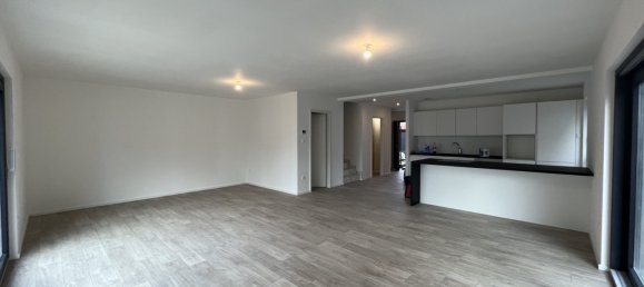 Casa de 3 dormitorios en Fortschwihr, France No. 93028 4