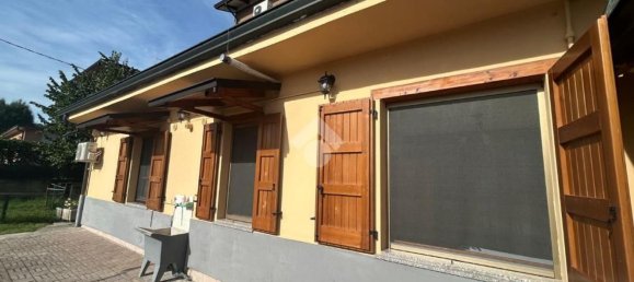 2 bedrooms Apartment in Quattro Castella, Italy No. 330214 17