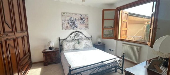 2 bedrooms Apartment in Quattro Castella, Italy No. 330214 7