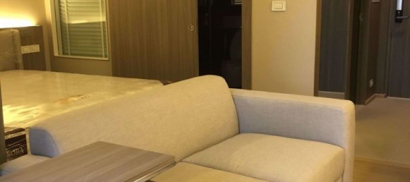 1 bedroom Condo in Khlong Toei, Thailand No. 9428 5