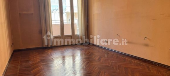 2 Schlafzimmer Wohnung in Turin, Italy, Nr. 319101 15