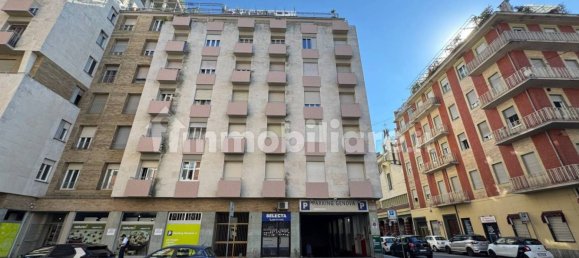 2 Schlafzimmer Wohnung in Turin, Italy, Nr. 319101 2