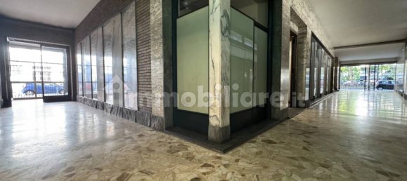 2 Schlafzimmer Wohnung in Turin, Italy, Nr. 319101 5