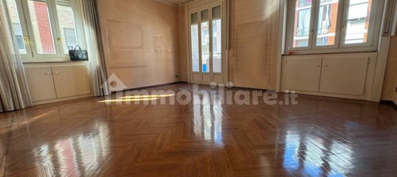 2 Schlafzimmer Wohnung in Turin, Italy, Nr. 319101 21