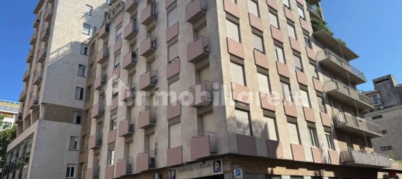 2 Schlafzimmer Wohnung in Turin, Italy, Nr. 319101 3