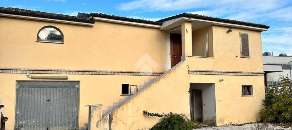 Квартира с 2 спальнями в Колоннелла, Италия № 43327 12