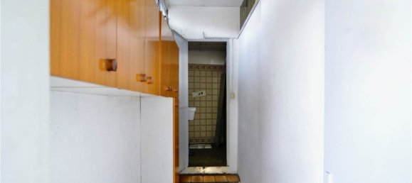 1غرفة مستودع في Villa d'Almè, Italy رقم 85660 13