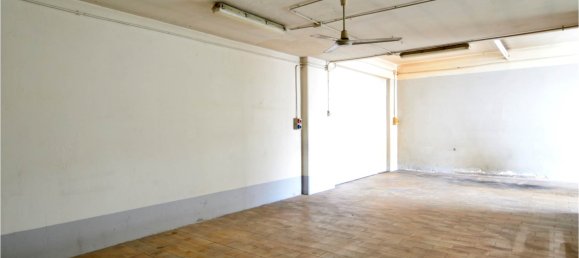 1غرفة مستودع في Villa d'Almè, Italy رقم 85660 12