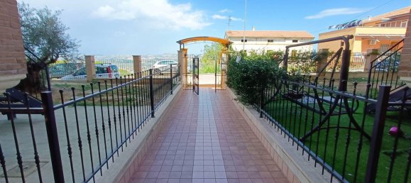 3 rooms Apartment in Colonnella, Italy No. 148300 11