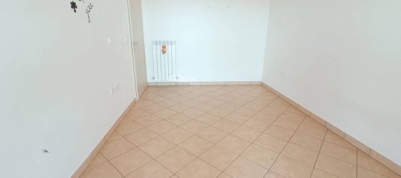 3 rooms Apartment in Colonnella, Italy No. 148300 8