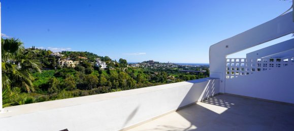 2 bedrooms Apartment in Benahavis, Spain No. 147159 16