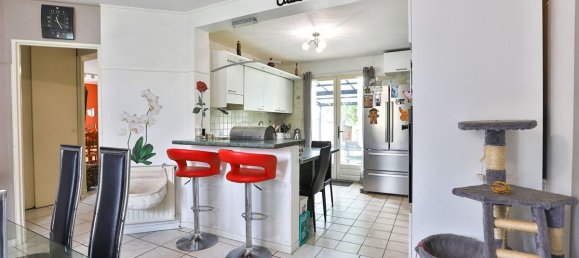 6 bedrooms House in La Queue-les-Yvelines, France No. 169442 7