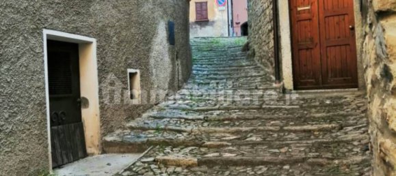 2 bedrooms House in Centro Valle Intelvi, Italy No. 114586 5