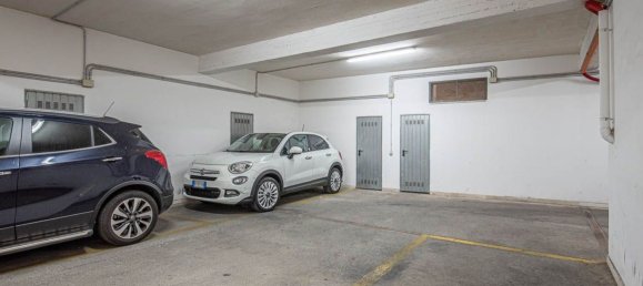 Квартира с 3 комнатами в Палермо, Италия № 303097 24