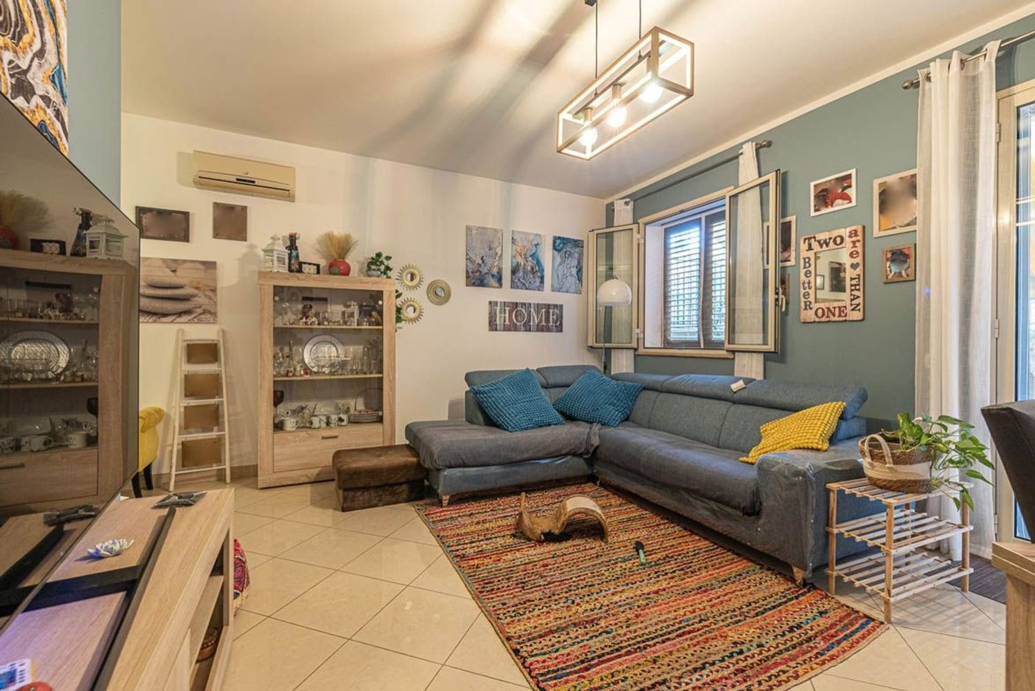 Квартира с 3 комнатами в Палермо, Италия № 303097