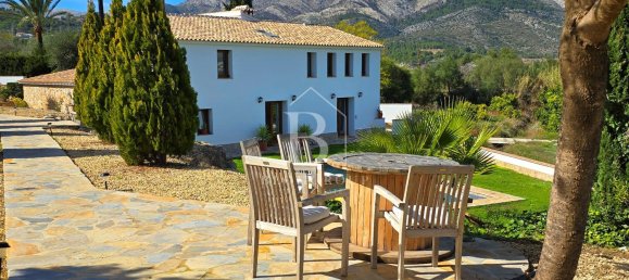 5 bedrooms House in Orba, Spain No. 82430 21