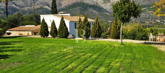 5 bedrooms House in Orba, Spain No. 82430 28