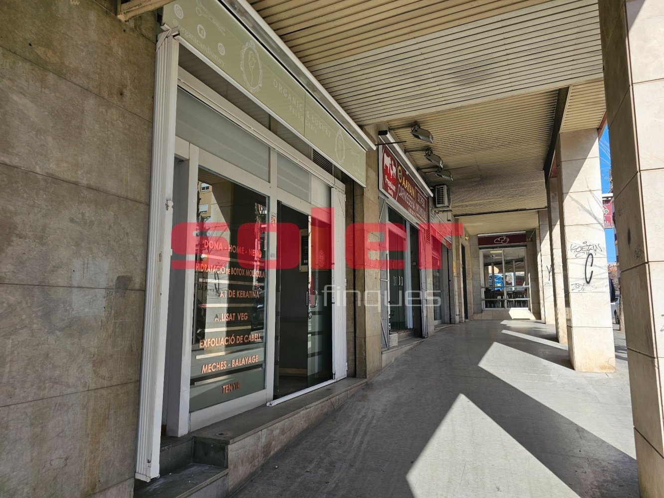 95m² Commercial property in Sant Cugat Del Valles, Spain No. 259304