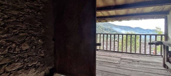 3 rooms House in Valchiusa, Italy No. 76111 16