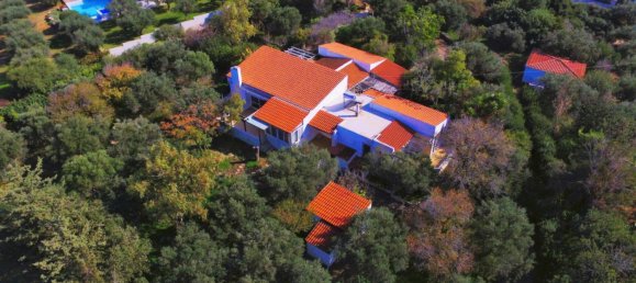 Propiedad comercial de 4 dormitorios en Chania, Greece No. 71 23