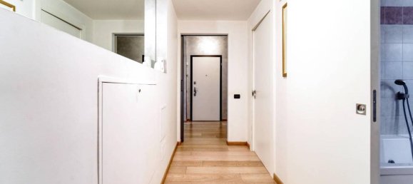 4 rooms Apartment in Melegnano, Italy No. 19740 6