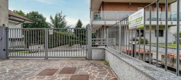 4 rooms Apartment in Melegnano, Italy No. 19740 14