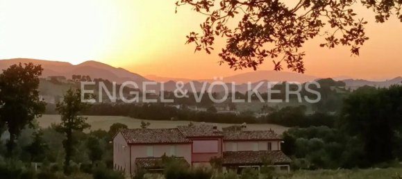 9 rooms House in Cagli, Italy No. 67695 9