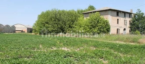 8 bedrooms House in Cento, Italy No. 300947 11