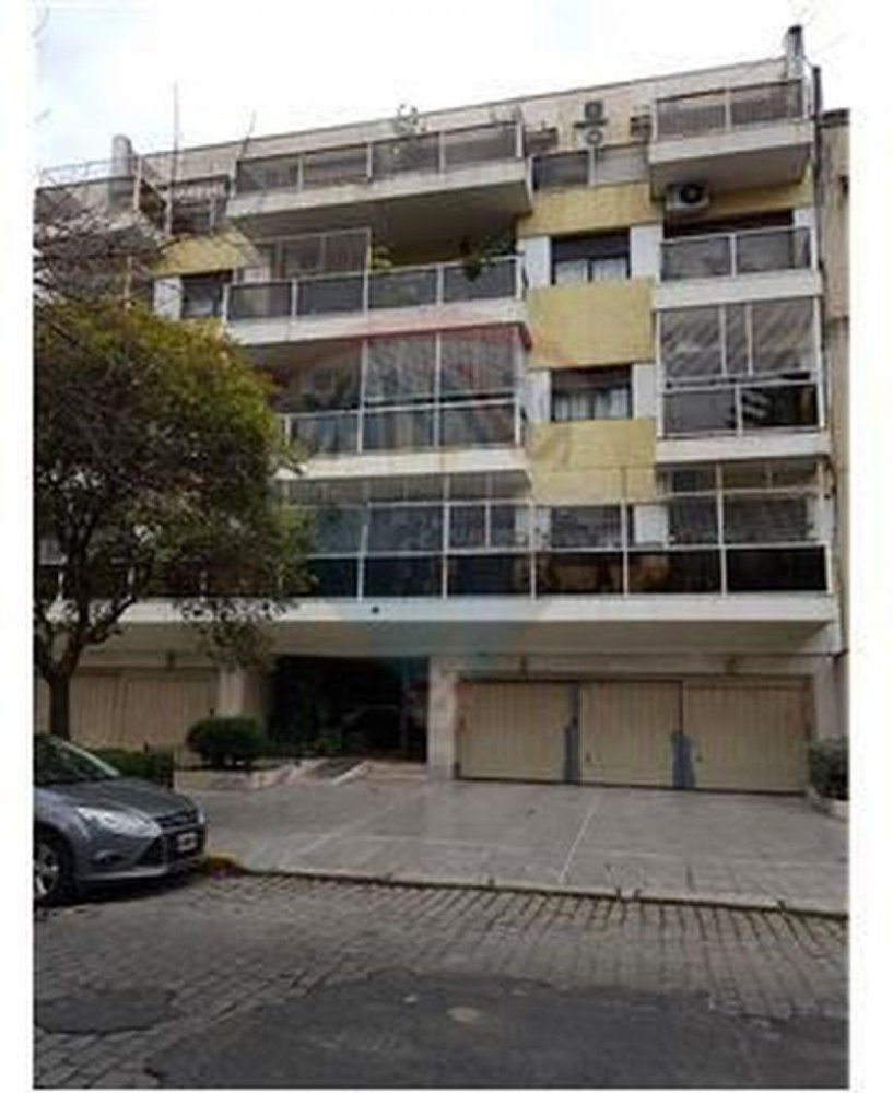 4 bedrooms Apartment in Buenos Aires, Argentina No. 69249