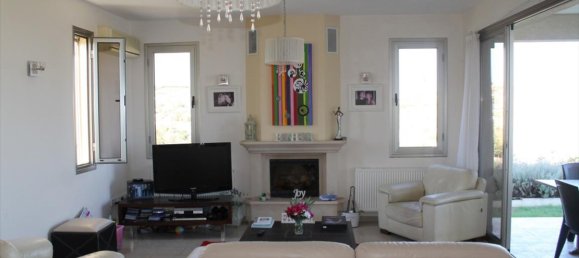 Вилла с 4 спальнями в Лимассол, Кипр № 24875 2