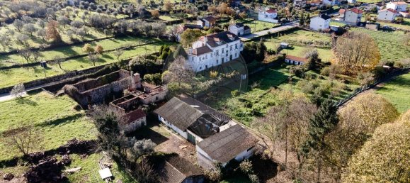 Дом с 9 спальнями в Оливейра ду Ошпитал, Португалия № 66031 27