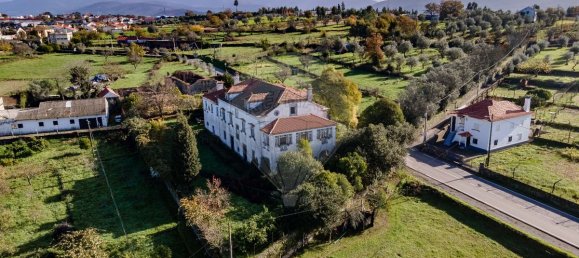 Дом с 9 спальнями в Оливейра ду Ошпитал, Португалия № 66031 24