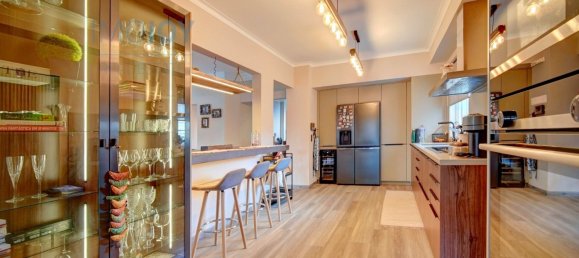 4 bedrooms Villa in Cascais, Portugal No. 102290 3