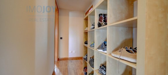 4 bedrooms Villa in Cascais, Portugal No. 102290 10