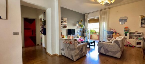 4 bedrooms Apartment in Florence, Italy No. 347532 19