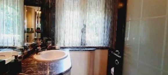 10 rooms Apartment in Ancona, Italy No. 26679 27