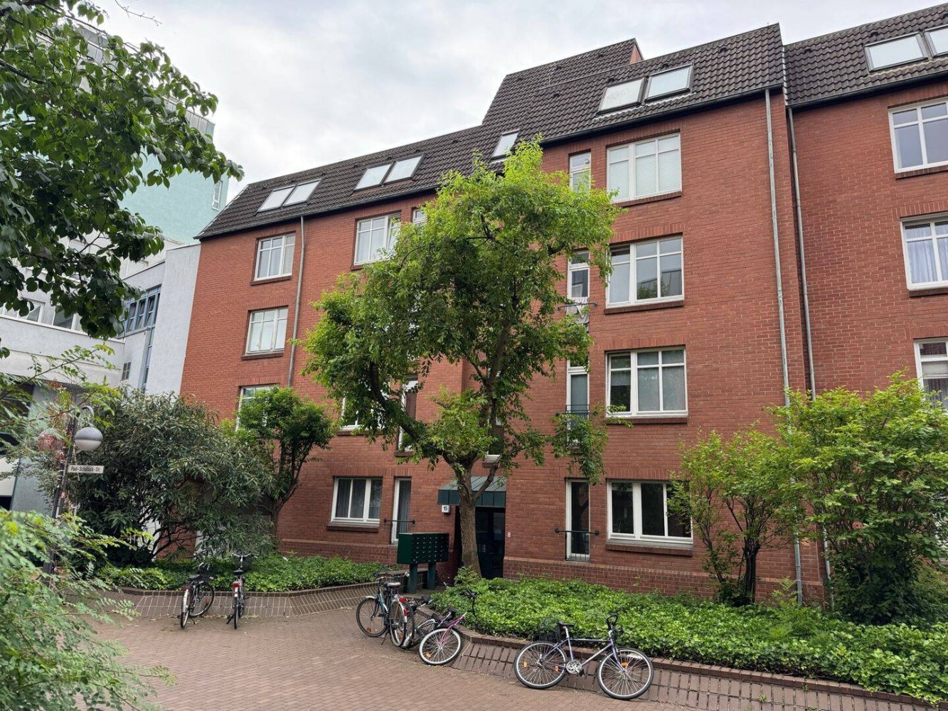 Studio in Cologne, Germany, Nr. 260531