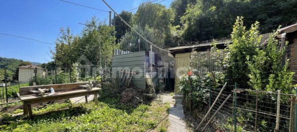 2 bedrooms Apartment in Savignone, Italy No. 266600 2