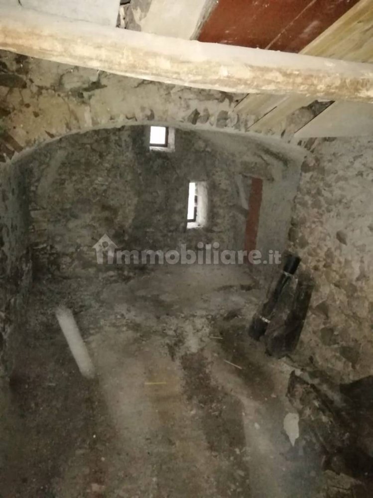 Lagerhaus in Ovindoli, Italy 27m², Nr. 251723