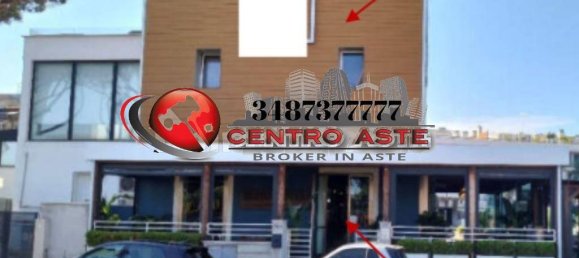 5 rooms Commercial property in Fiumicino, Italy No. 336566 3