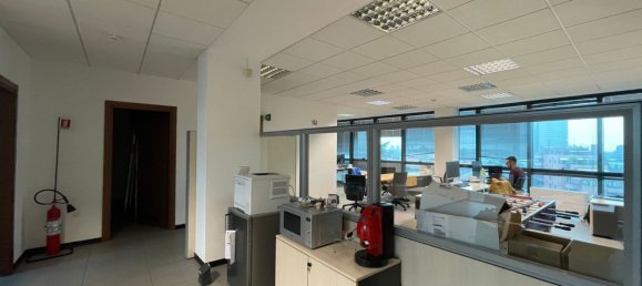 175m² Office in Bologna, Italy No. 166883 17