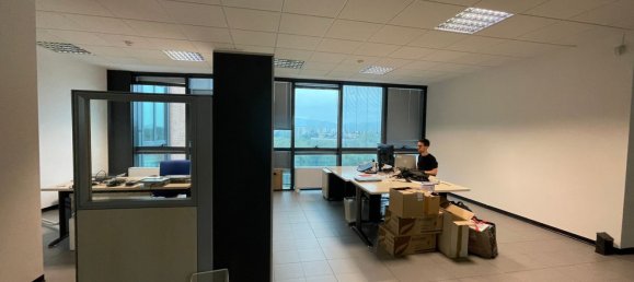175m² Office in Bologna, Italy No. 166883 7