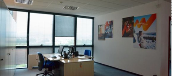 175m² Office in Bologna, Italy No. 166883 5