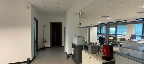 175m² Office in Bologna, Italy No. 166883 16
