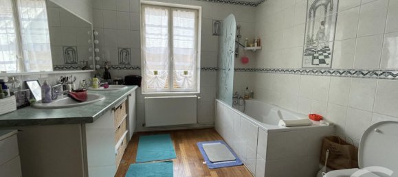 5 غرف نوم منزل في Villers-Cotterets, France رقم 76106 8