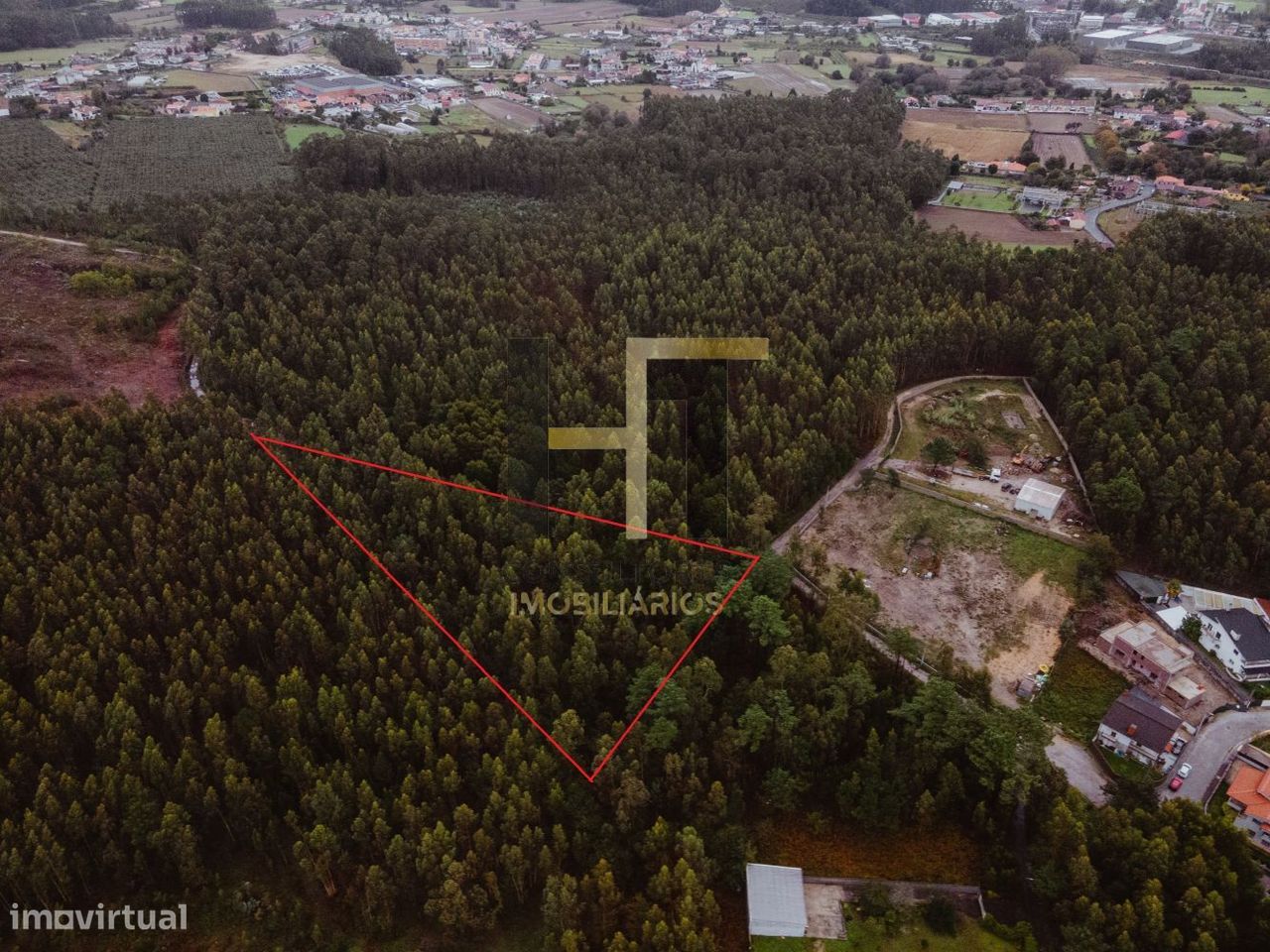 4250m² Land in Castelo da Maia, Portugal No. 320764