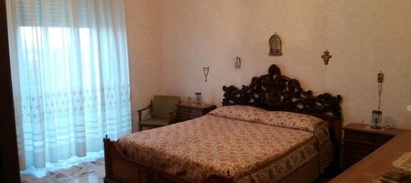 Дом с 4 комнатами в Франкофонте, Италия № 284031 3